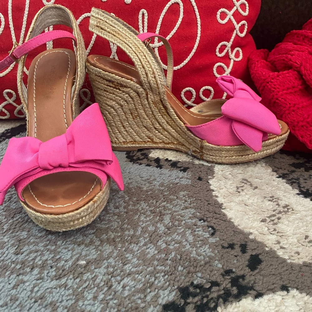 Pink Wedge Sandals with Bow